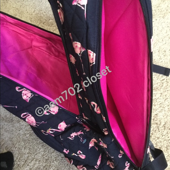 NWT VERA BRADLEY LARGE ESSENTIAL BACKPACK - Picture 5 of 5